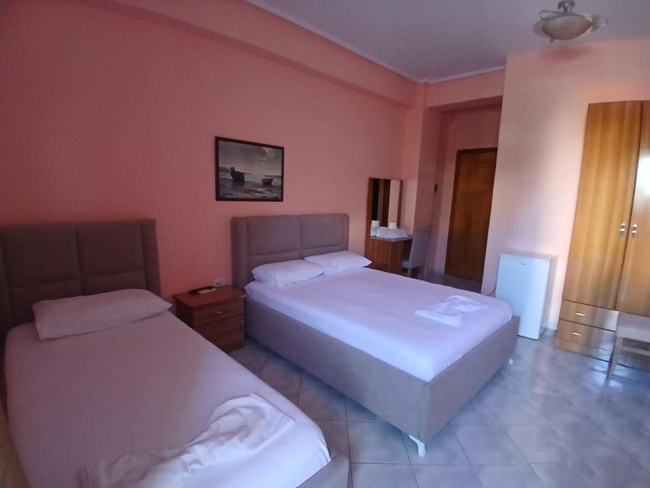 Hotel Rossi Vlore Exterior photo
